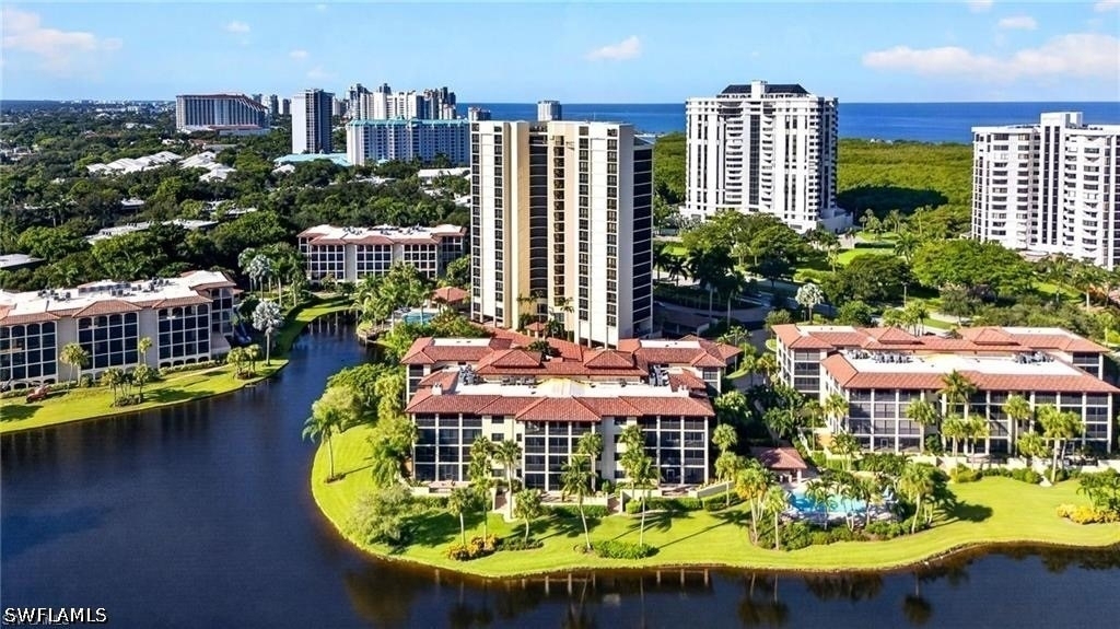 6020 Pelican Bay Boulevard - Photo 32