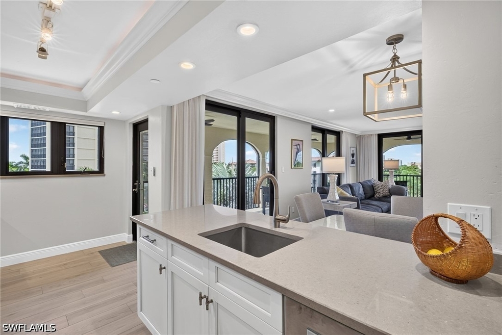 6020 Pelican Bay Boulevard - Photo 11