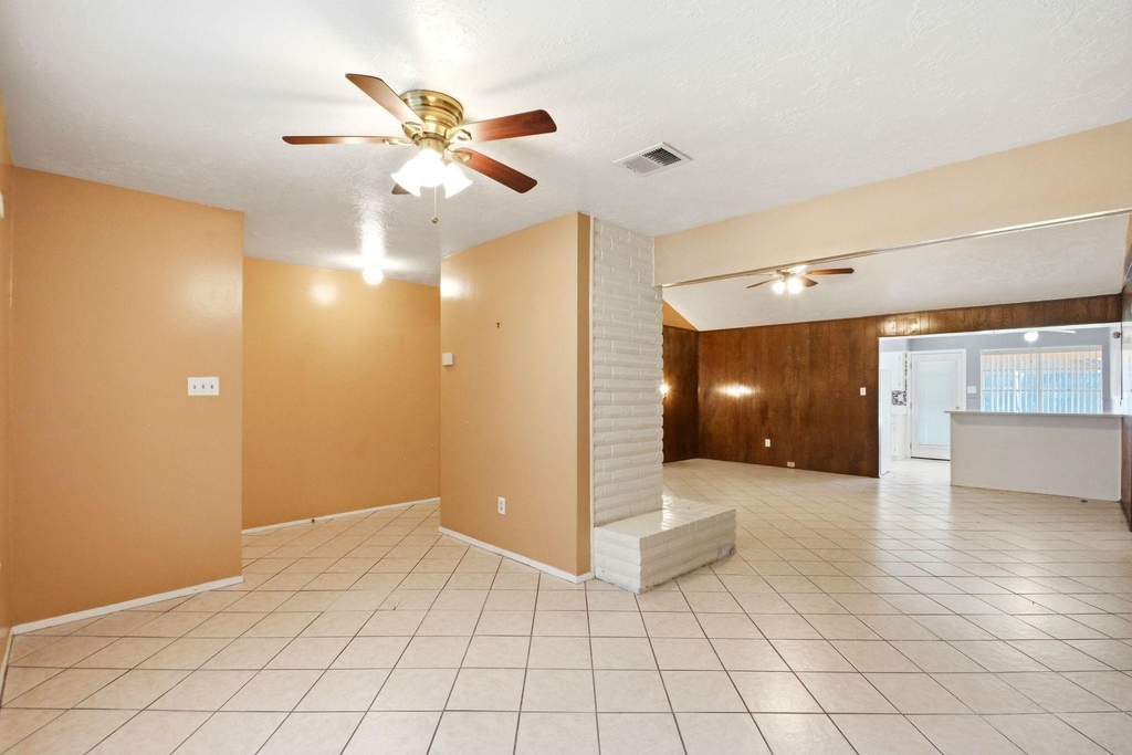 11418 Hendon Lane - Photo 5