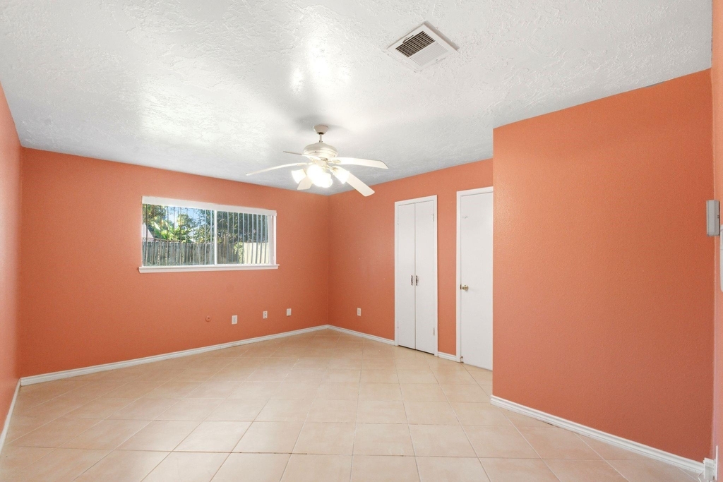 11418 Hendon Lane - Photo 16