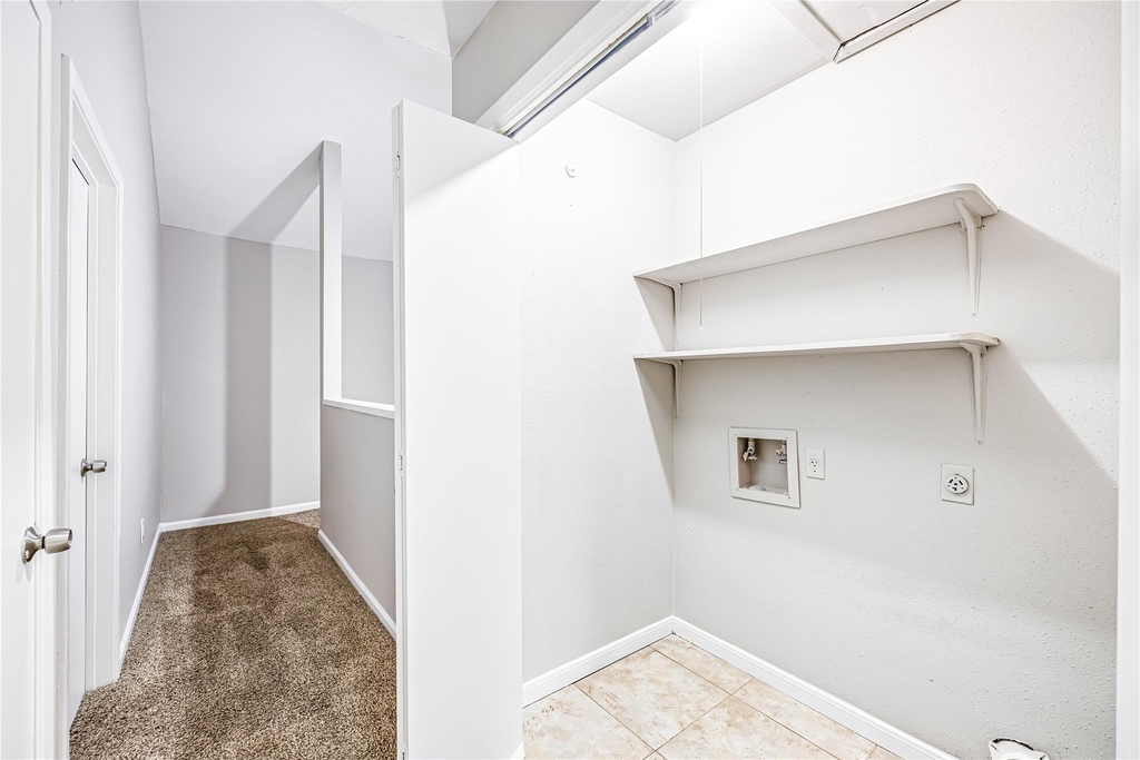 11710 Southlake Drive - Photo 15