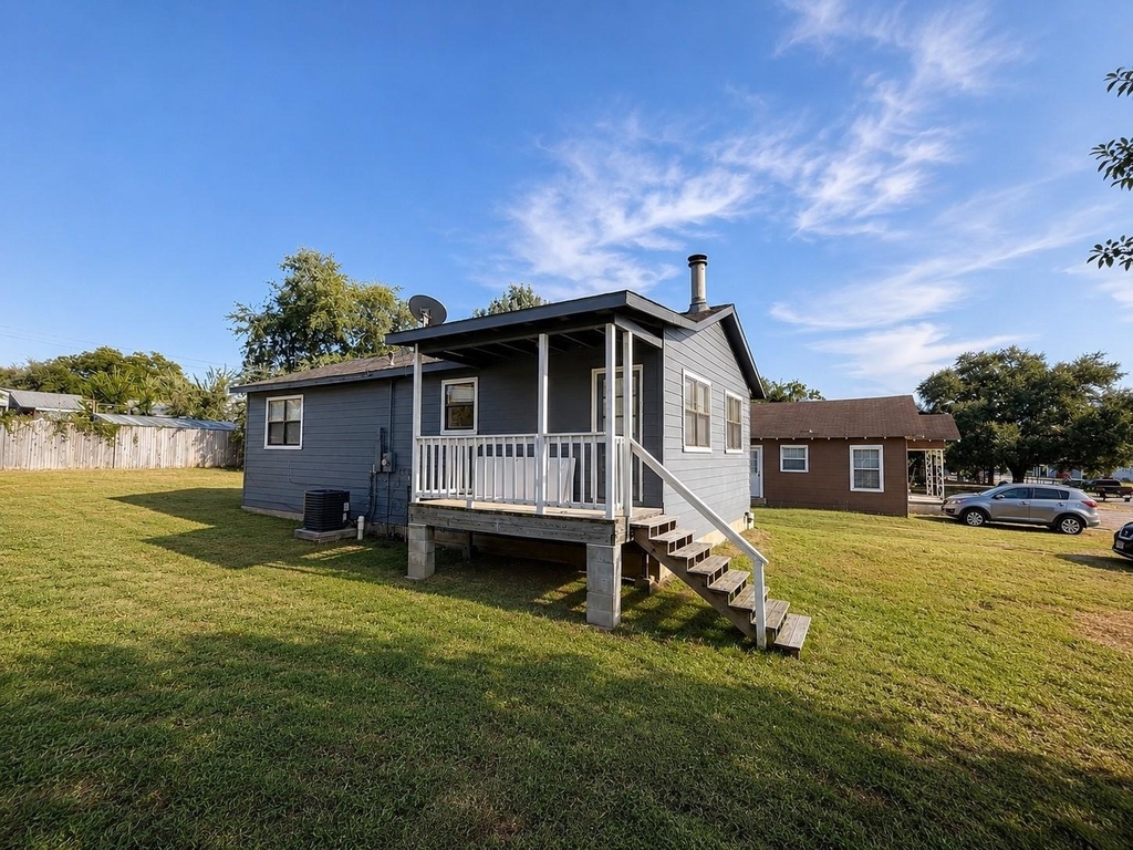 1036 15th Street - Photo 0