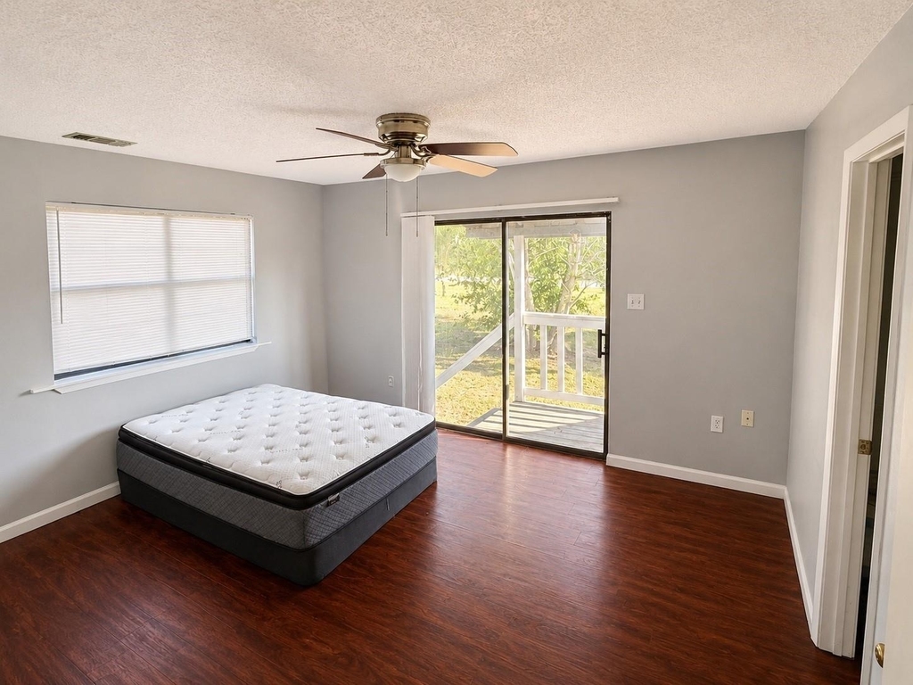 1036 15th Street - Photo 11