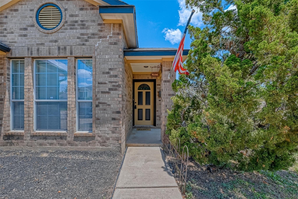 5602 Eagle Sky Boulevard - Photo 7