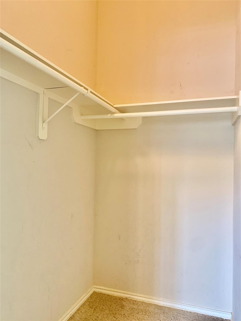 11210 Jadestone Creek Lane - Photo 17