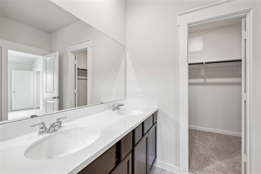 40769 Mostyn Lake Drive - Photo 16