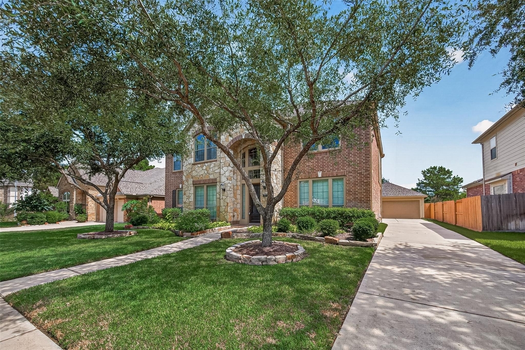 3927 Bowie Bend Lane - Photo 2