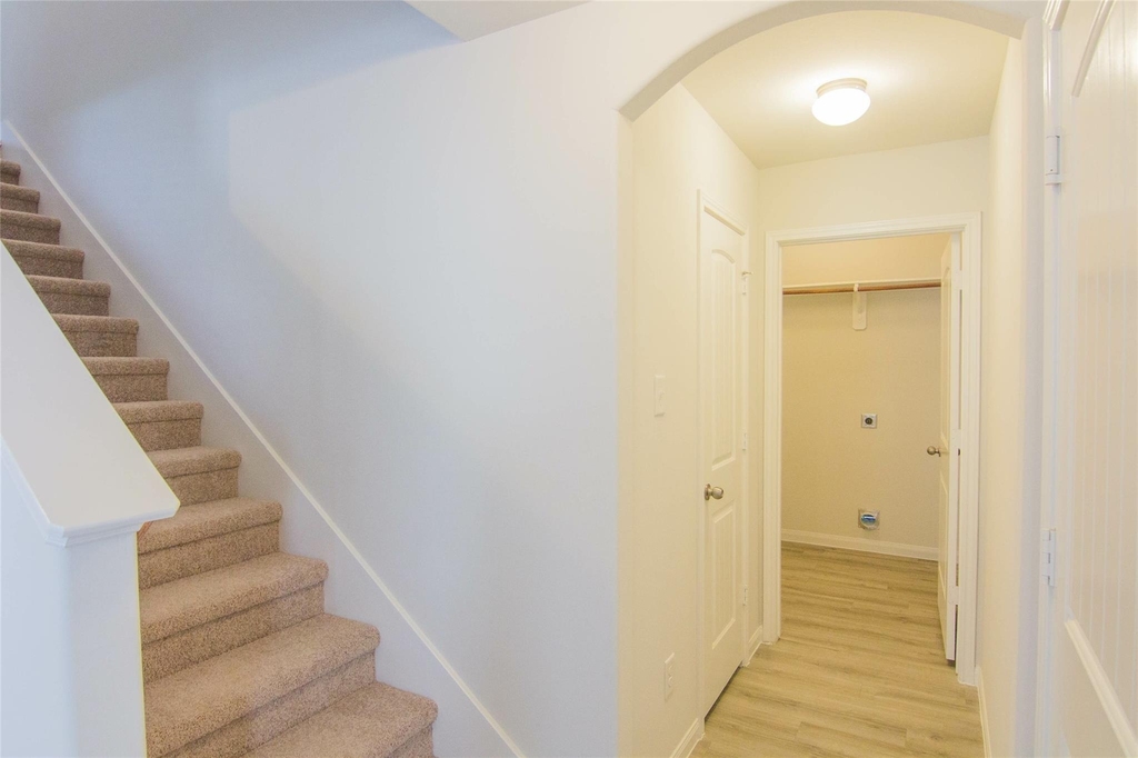 5602 Hawksbury Creek Trail - Photo 4