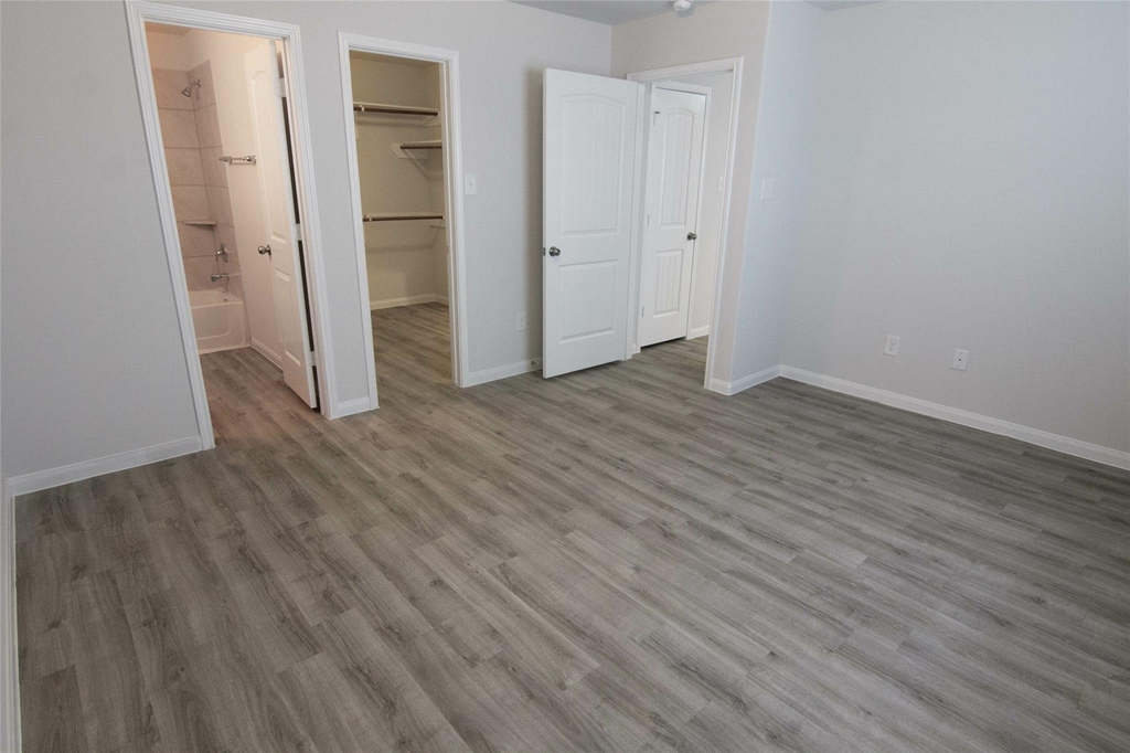 5602 Hawksbury Creek Trail - Photo 6