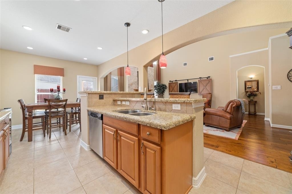 6215 Silver Thistle Lane - Photo 10