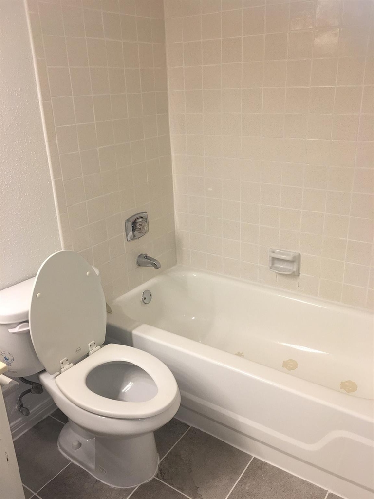 250 El Dorado Boulevard - Photo 5