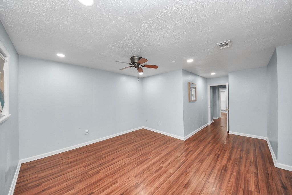 9607 Crail Drive - Photo 42