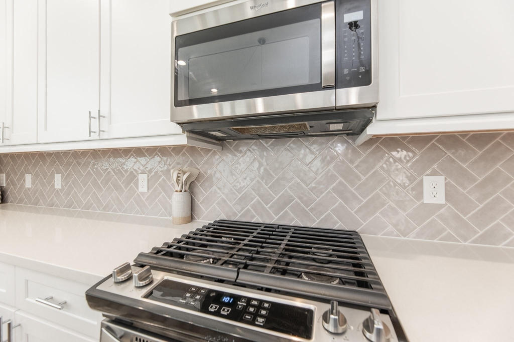 3354 Pinemont Drive - Photo 10