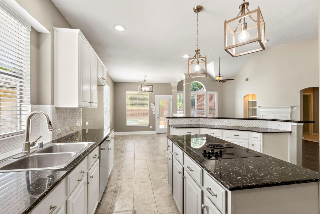 13614 Cardinal Cove Court - Photo 15