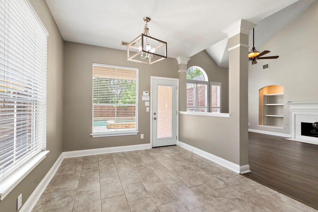 13614 Cardinal Cove Court - Photo 16