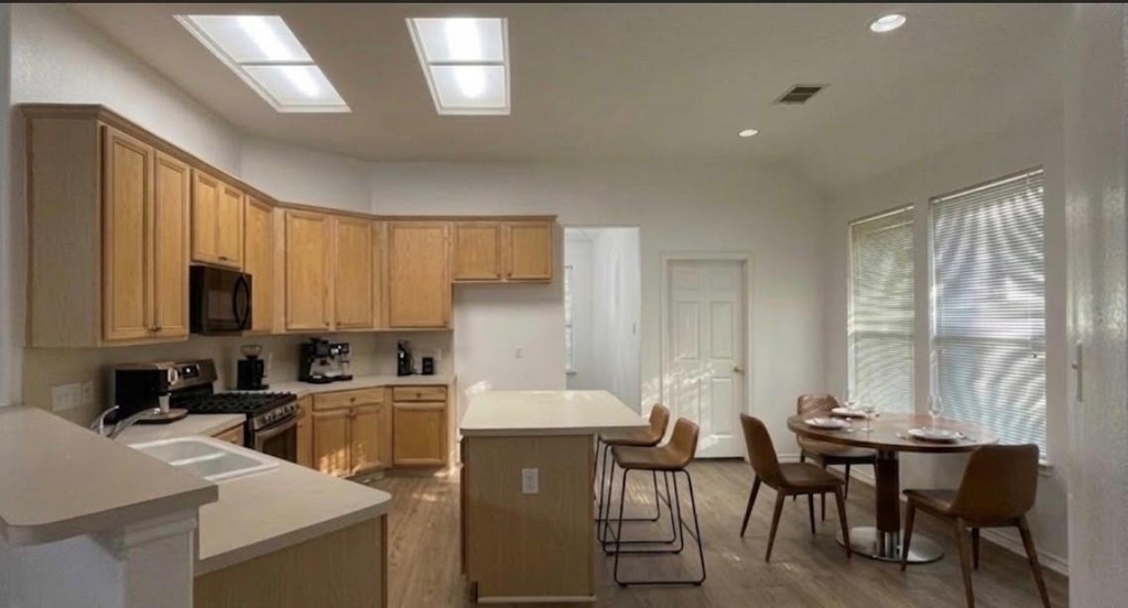 18 E Russet Grove Circle - Photo 4