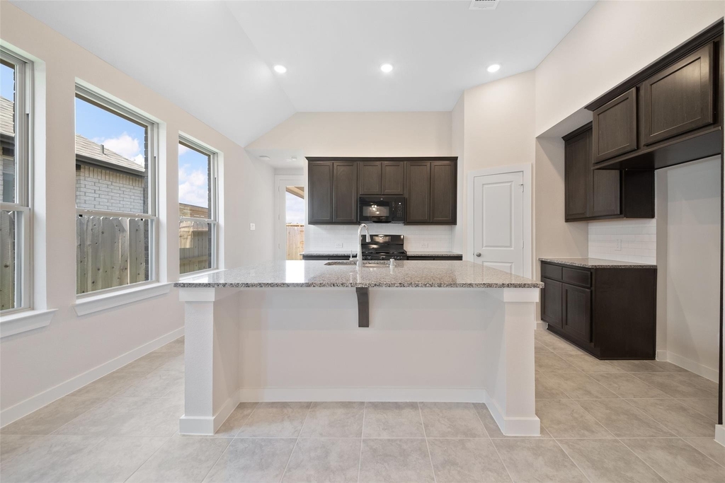 820 Sendero Trail - Photo 12