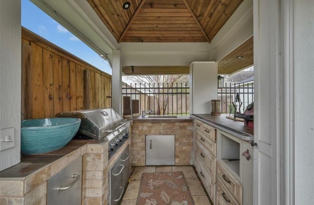 28251 Nancy Lane - Photo 13
