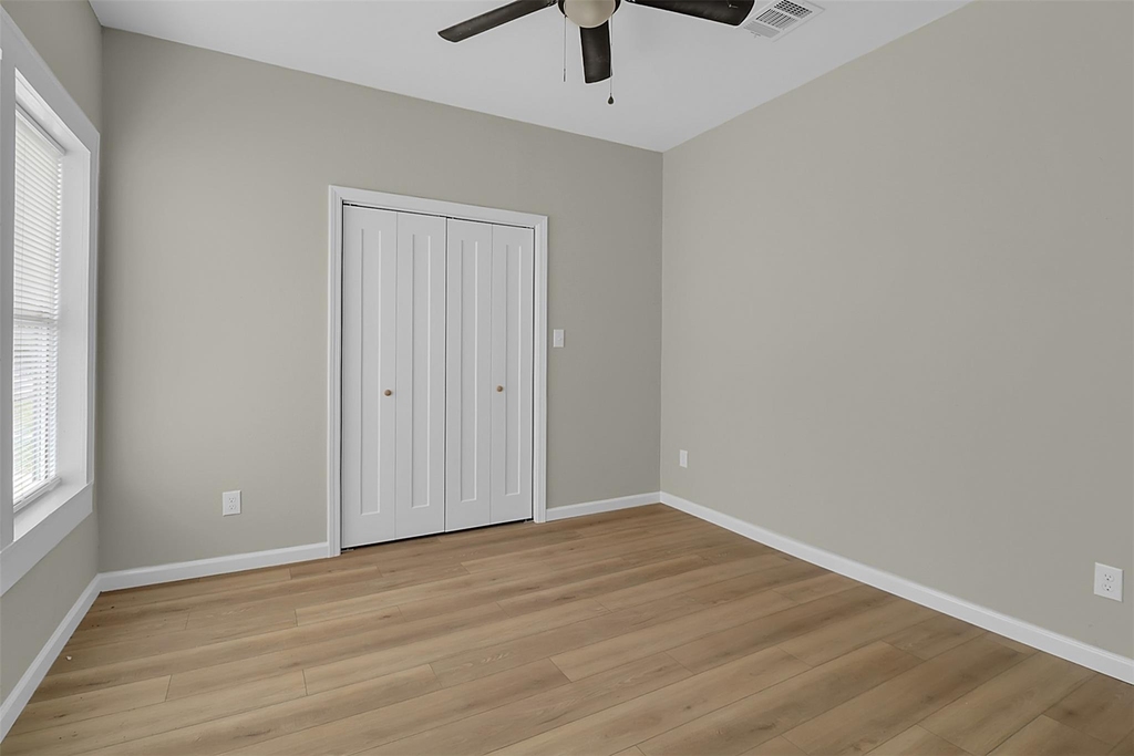 101 E James Street - Photo 5