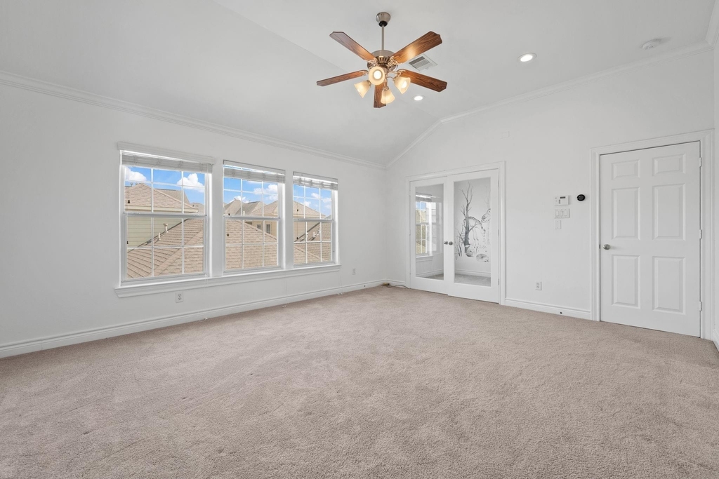 2716 Sherwin Street - Photo 24