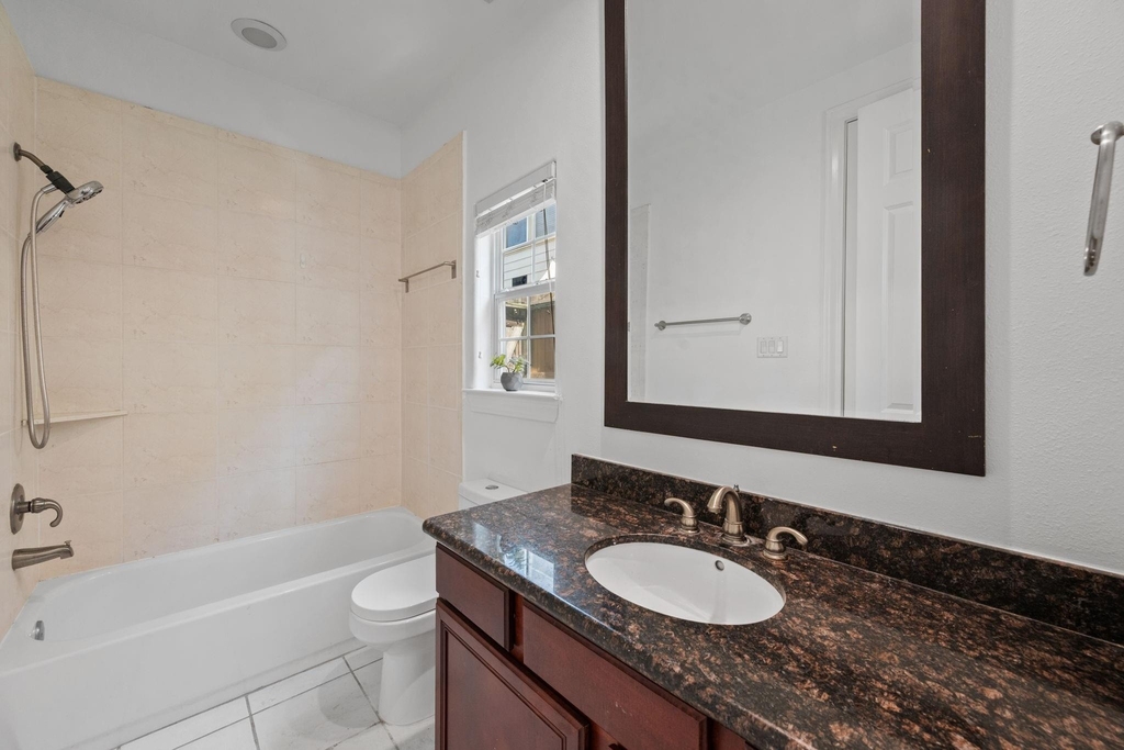 2716 Sherwin Street - Photo 7