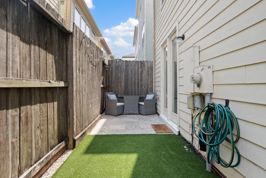 2716 Sherwin Street - Photo 31