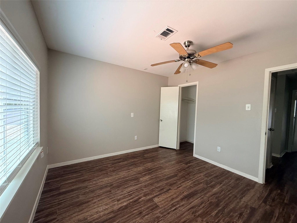 9117 Vicksburg Avenue - Photo 12