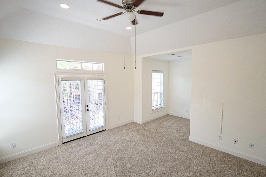 6116 1/2 Hamman Street - Photo 21