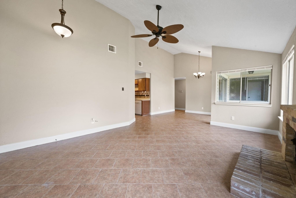 20023 Bambiwoods Drive - Photo 4