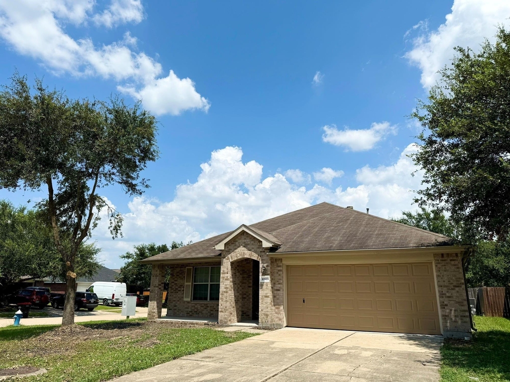 16923 Hampton Glen Court - Photo 3
