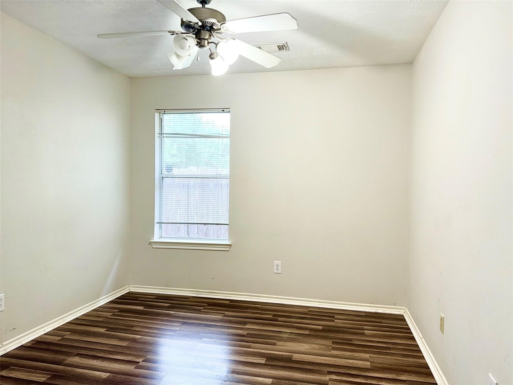16923 Hampton Glen Court - Photo 6