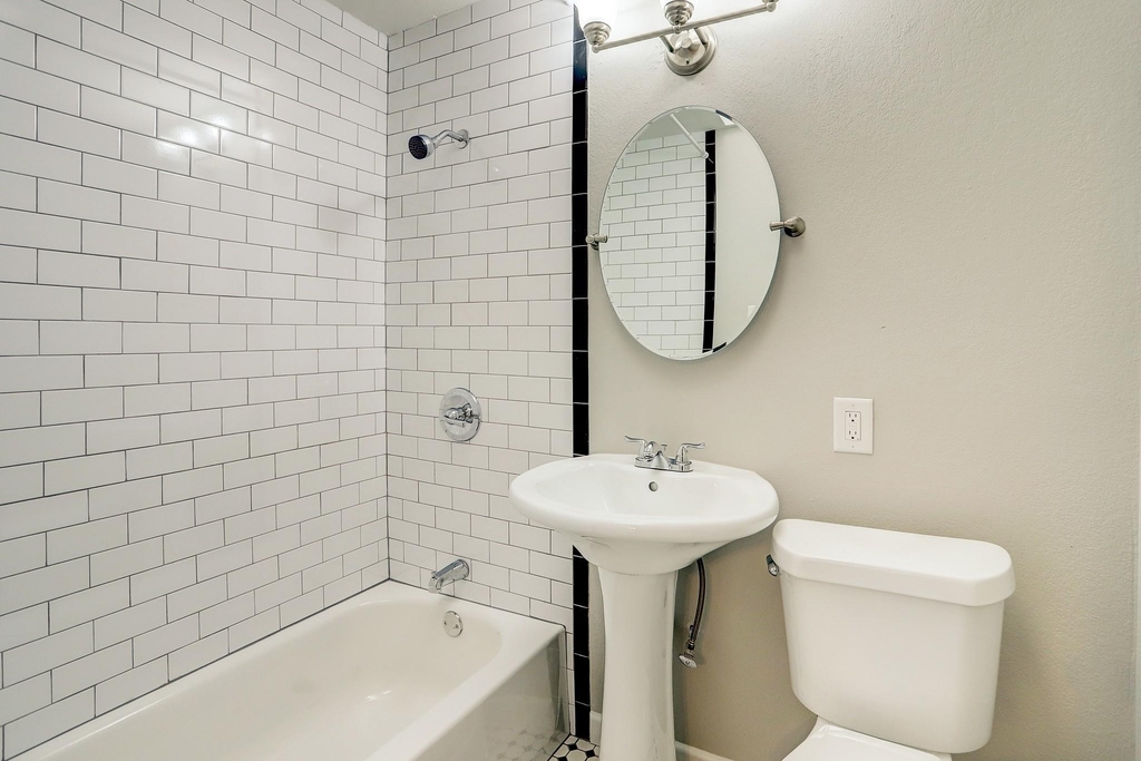 2643 Greenbriar Street - Photo 6