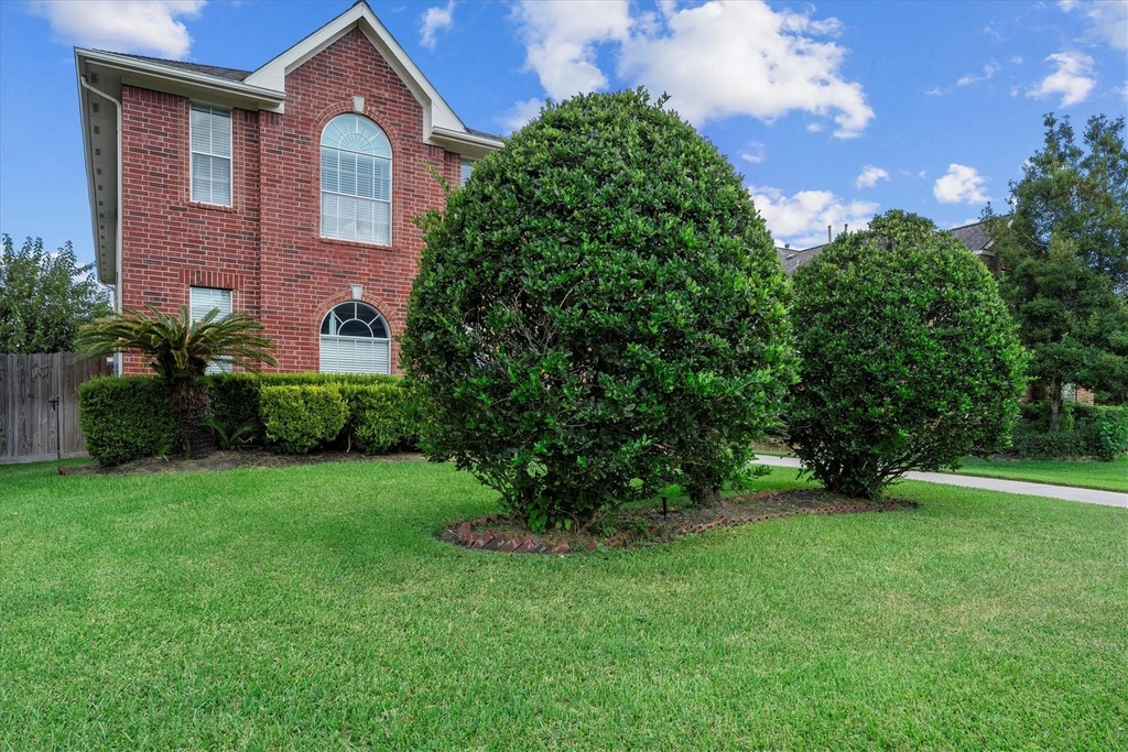 9218 Memorial Pines Way - Photo 31