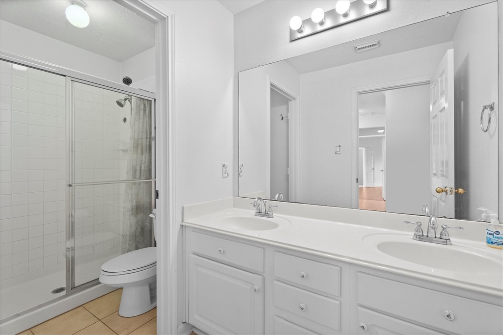 9218 Memorial Pines Way - Photo 27