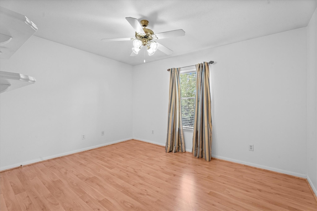 9218 Memorial Pines Way - Photo 24