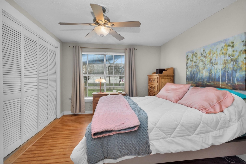 702 W Caroline Street - Photo 10