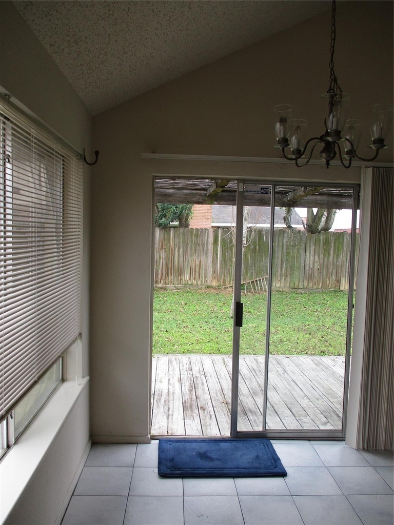 4311 Daisy Meadow Drive - Photo 32
