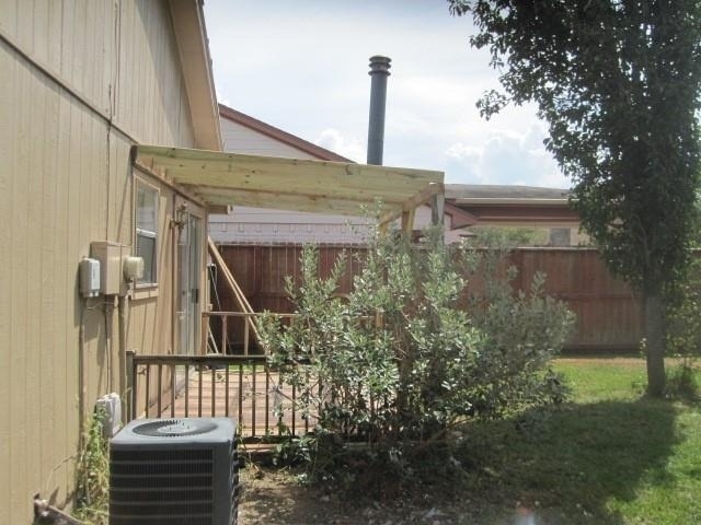 4311 Daisy Meadow Drive - Photo 37