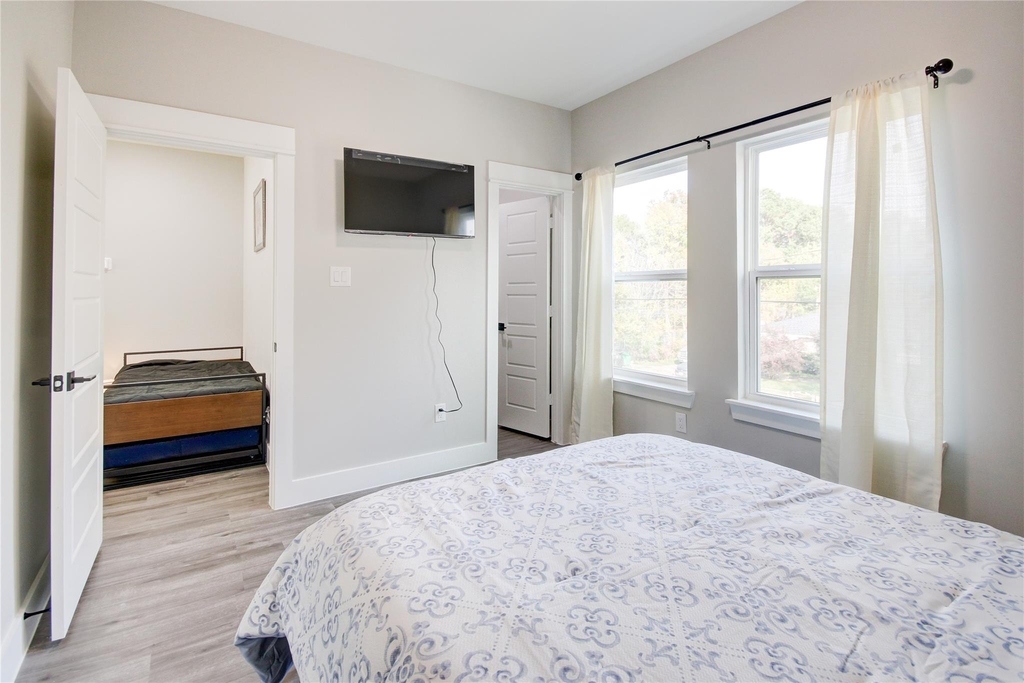 9305 Tower Street - Photo 29