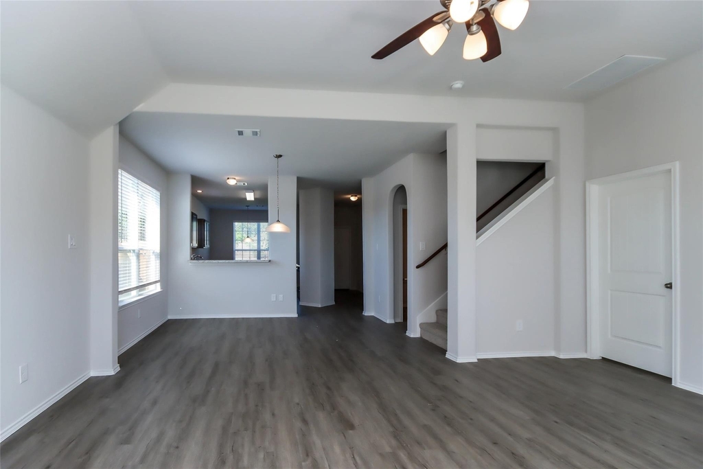 21602 Lexor Drive - Photo 5