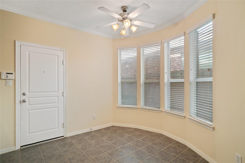 5420 Petty Street - Photo 8