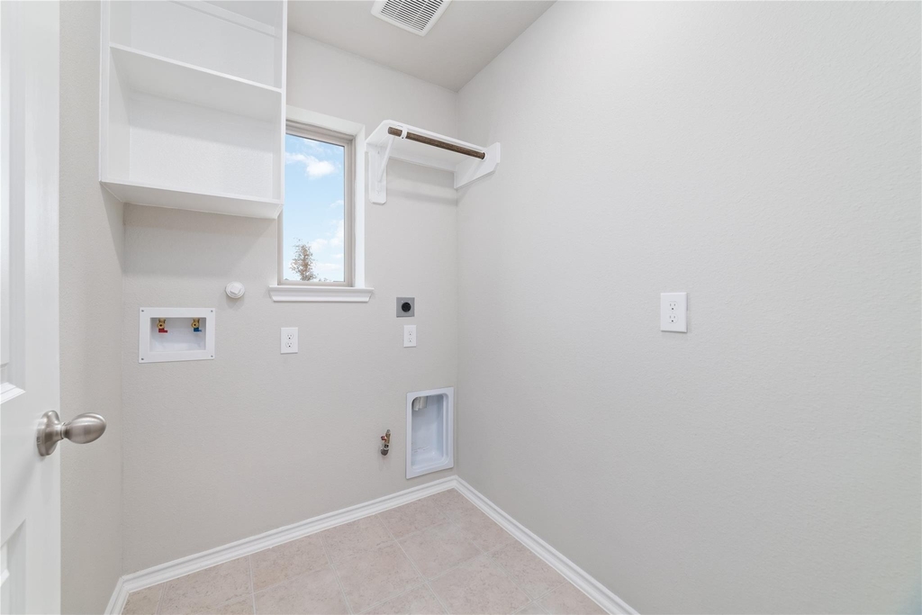 20515 Laila Manor - Photo 23