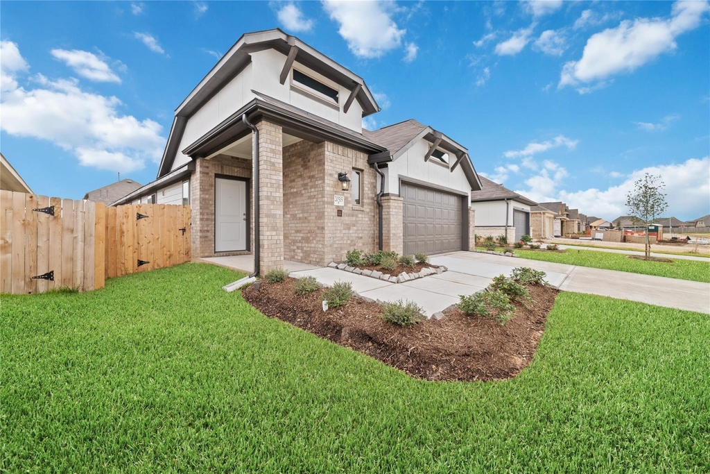 20515 Laila Manor - Photo 2