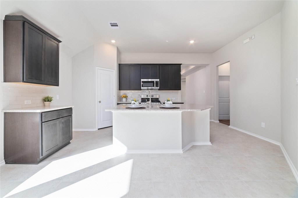 20515 Laila Manor - Photo 6