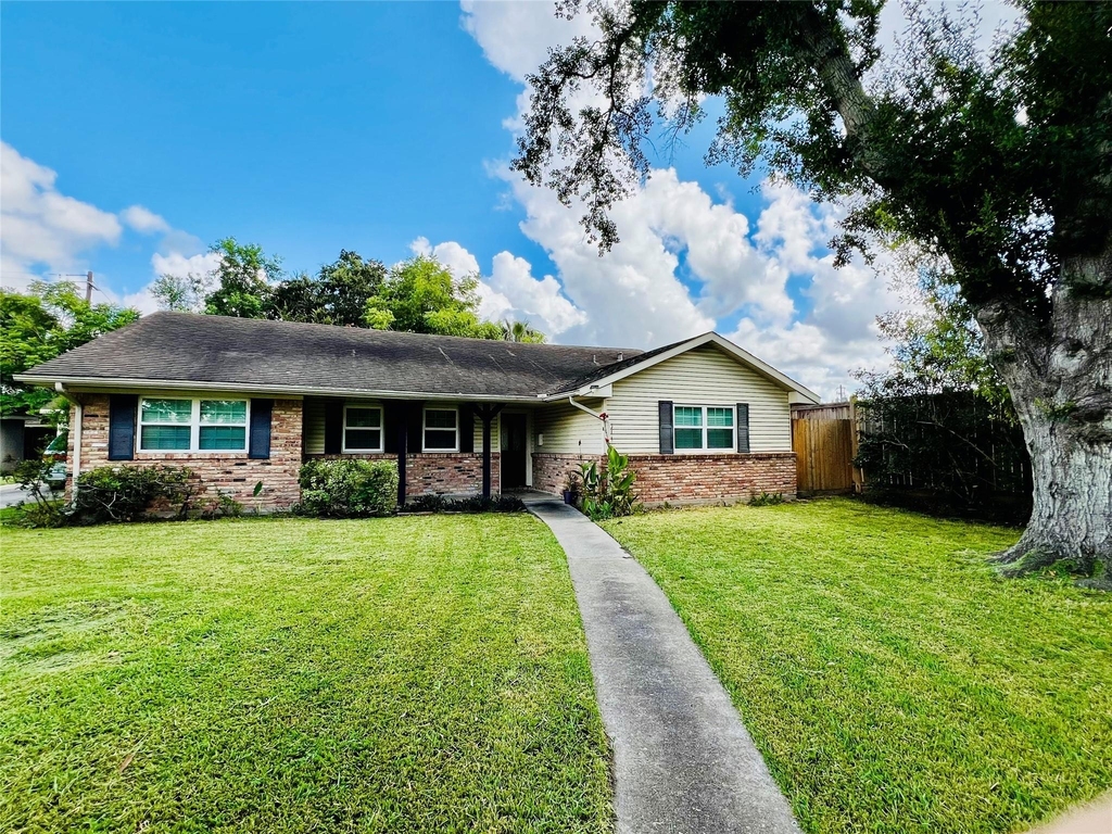 5118 Lymbar Drive - Photo 1