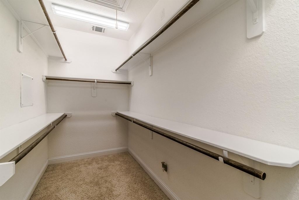 1610 Knox Street - Photo 22