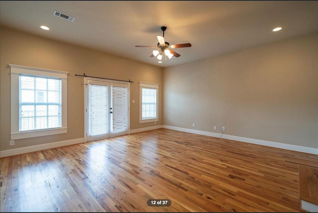 5523 Kansas Street - Photo 10