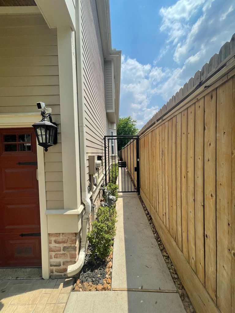 5523 Kansas Street - Photo 1