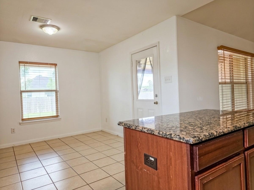 18962 Ranchcrest Drive - Photo 24
