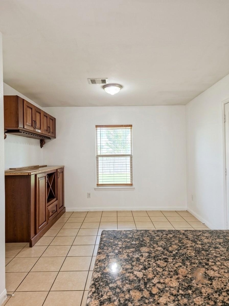 18962 Ranchcrest Drive - Photo 23